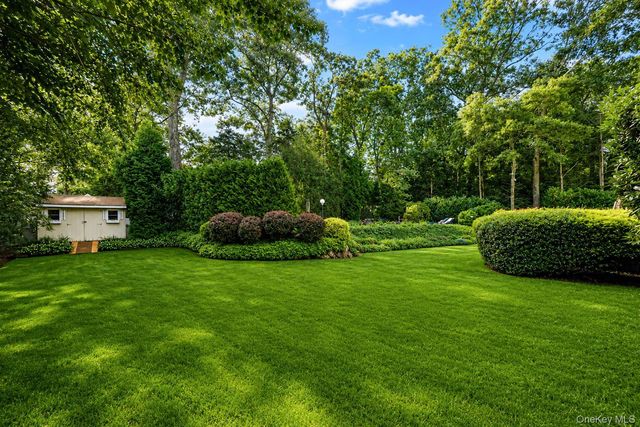 9 Amber Lane, Wading River, NY 11792