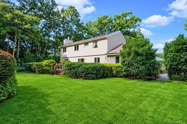 9 Amber Lane, Wading River, NY 11792