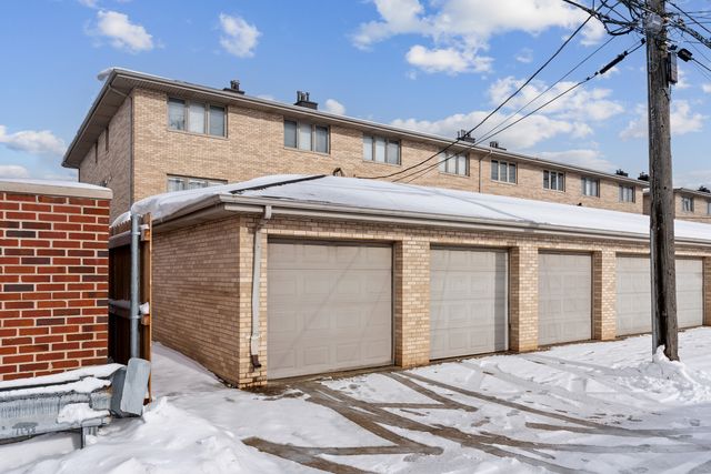 6331 W 63rd Street 2A, Chicago, IL 60638