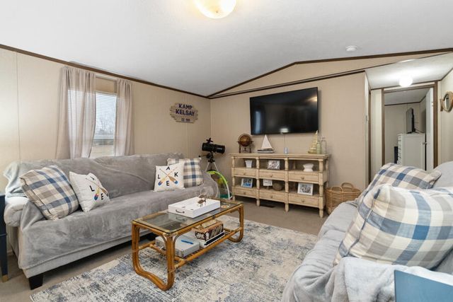 716 Potter Shop Road, Nancy, KY 42544