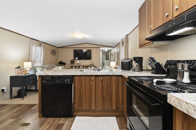 716 Potter Shop Road, Nancy, KY 42544