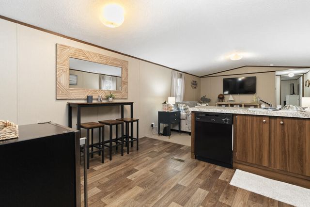 716 Potter Shop Road, Nancy, KY 42544