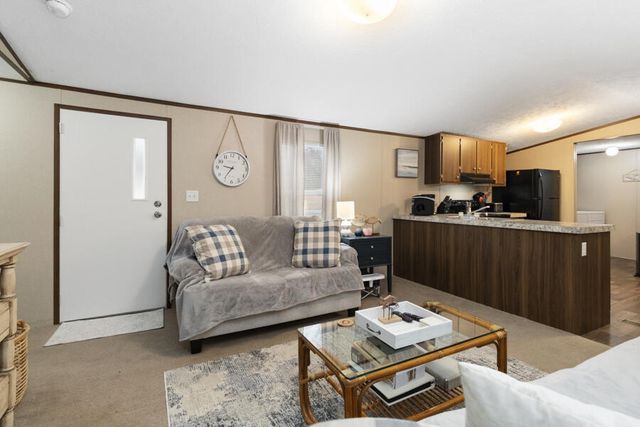 716 Potter Shop Road, Nancy, KY 42544