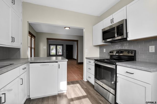 5911 N 33Rd Avenue, Omaha, NE 68111