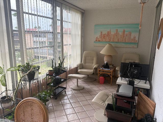 7301 NW 1st Street 406, Margate, FL 33063