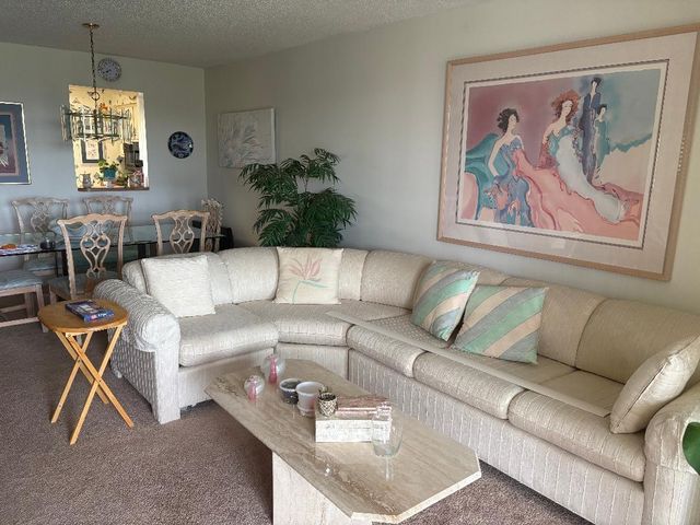 7301 NW 1st Street 406, Margate, FL 33063