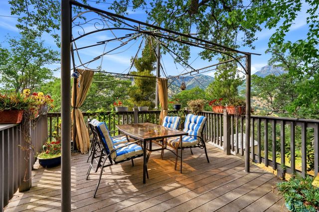 45241 Crest Lane, Three Rivers, CA 93271