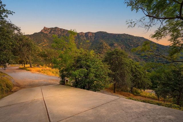 45241 Crest Lane, Three Rivers, CA 93271