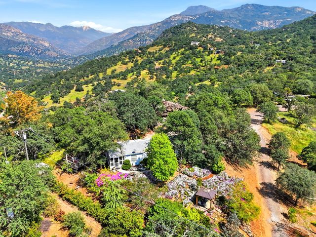 45241 Crest Lane, Three Rivers, CA 93271