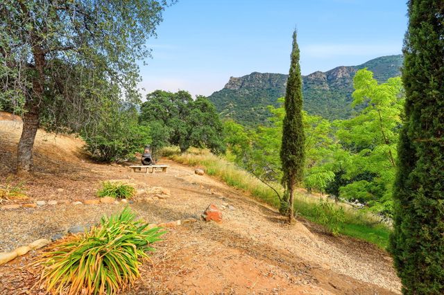 45241 Crest Lane, Three Rivers, CA 93271