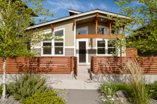 63378 NW Clearstone Drive, Bend, OR 97703