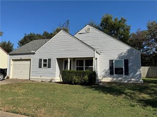 70 N Hunter Street, Farmington, AR 72730