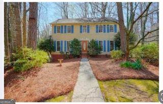 4241 Glenforest Way NE, Roswell, GA 30075