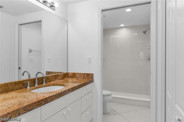 7835 Regal Heron CIR 202, Naples, FL 34104