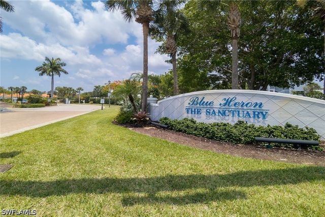 7835 Regal Heron CIR 202, Naples, FL 34104