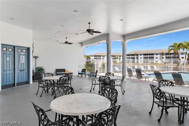 7835 Regal Heron CIR 202, Naples, FL 34104