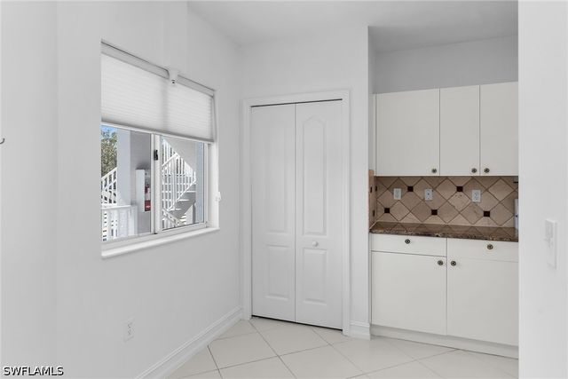 7835 Regal Heron CIR 202, Naples, FL 34104
