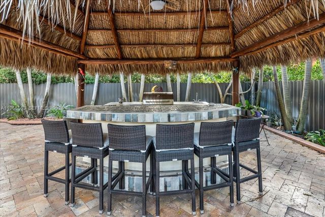 7851 NW 166th Terrace, Miami Lakes, FL 33016