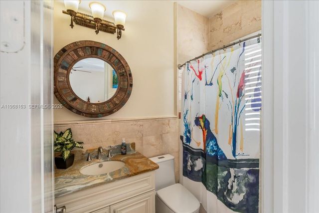 7851 NW 166th Terrace, Miami Lakes, FL 33016