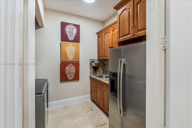 7851 NW 166th Terrace, Miami Lakes, FL 33016