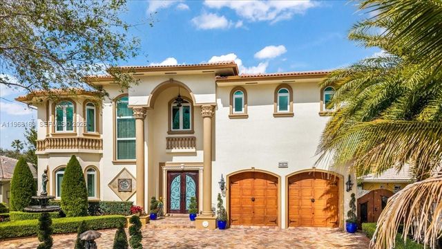 7851 NW 166th Terrace, Miami Lakes, FL 33016