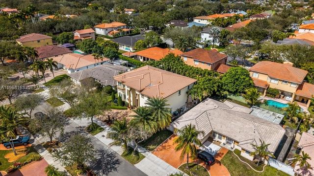 7851 NW 166th Terrace, Miami Lakes, FL 33016