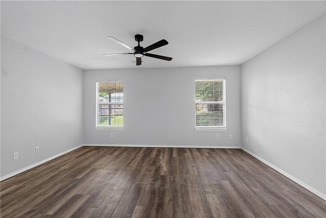 2566 W Arthur Hart Street, Fayetteville, AR 72703