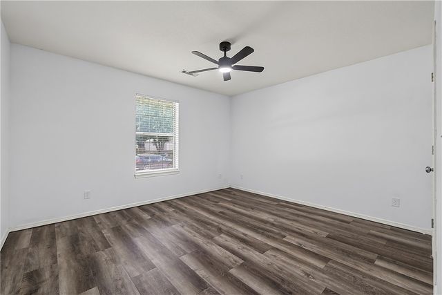 2566 W Arthur Hart Street, Fayetteville, AR 72703