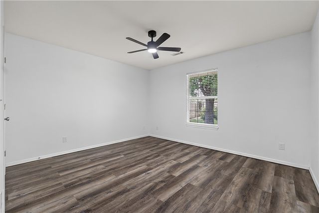 2566 W Arthur Hart Street, Fayetteville, AR 72703