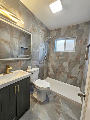 3428 Ross Avenue SE, Albuquerque, NM 87106
