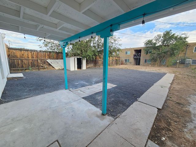 3428 Ross Avenue SE, Albuquerque, NM 87106