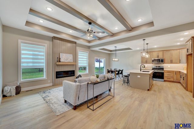 945 N 108th Street, Lincoln, NE 68527