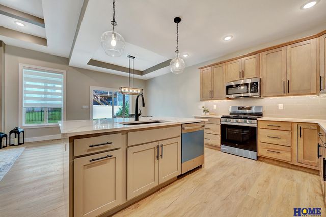 945 N 108th Street, Lincoln, NE 68527