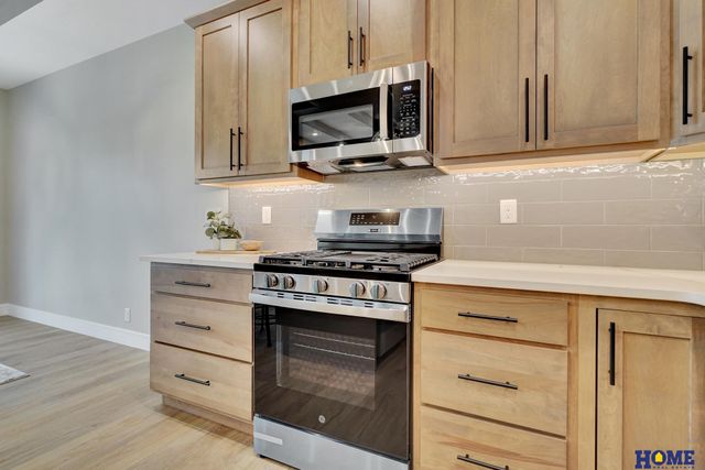 945 N 108th Street, Lincoln, NE 68527