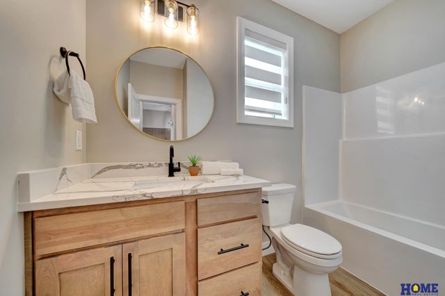 945 N 108th Street, Lincoln, NE 68527