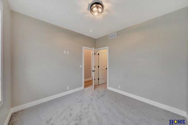 945 N 108th Street, Lincoln, NE 68527