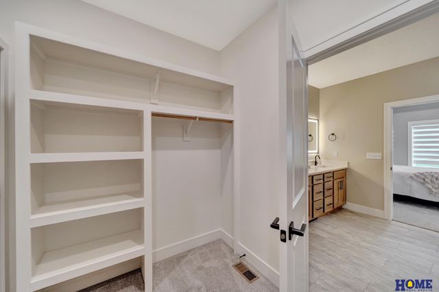 945 N 108th Street, Lincoln, NE 68527