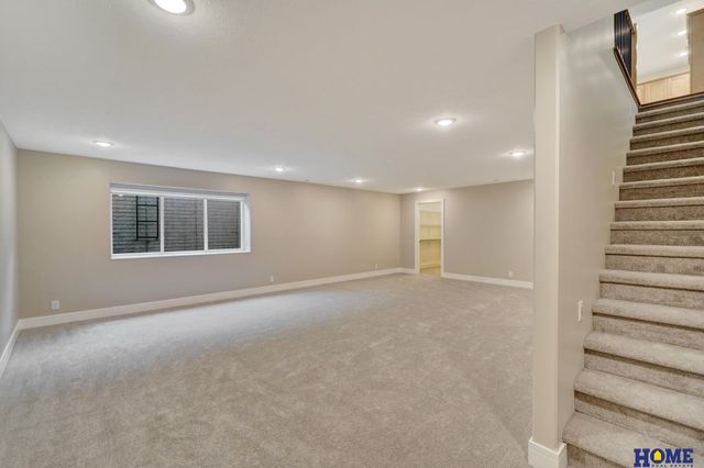945 N 108th Street, Lincoln, NE 68527