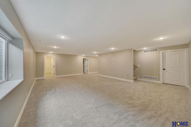 945 N 108th Street, Lincoln, NE 68527