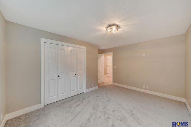 945 N 108th Street, Lincoln, NE 68527