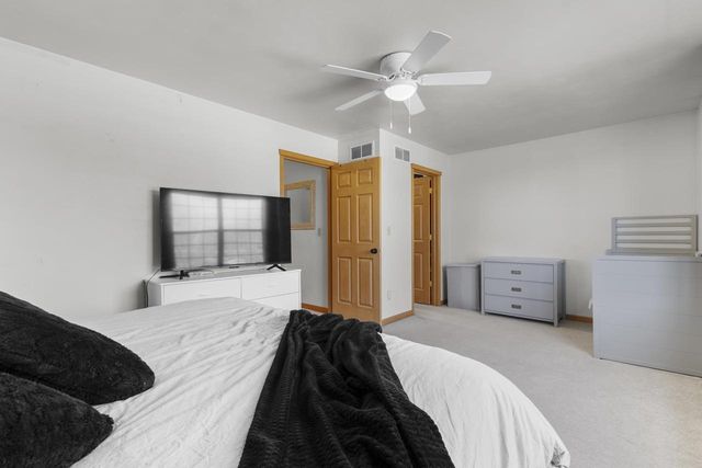 1394 O KEEFE ROAD, De Pere, WI 54115
