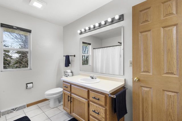 1394 O KEEFE ROAD, De Pere, WI 54115