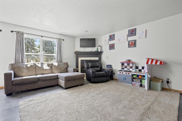 1394 O KEEFE ROAD, De Pere, WI 54115