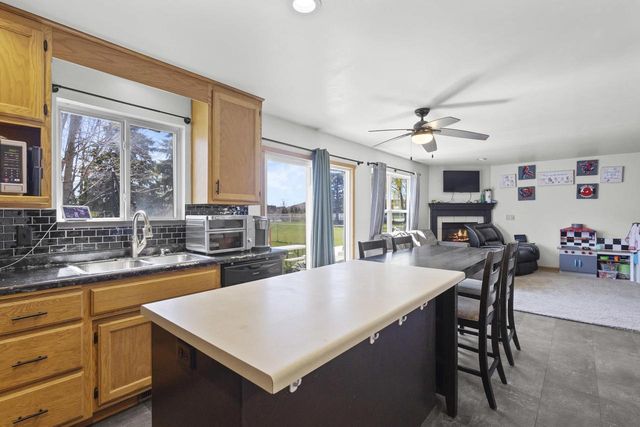 1394 O KEEFE ROAD, De Pere, WI 54115