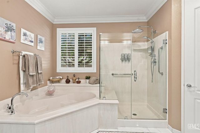 6401 Charwood Place, Bakersfield, CA 93306