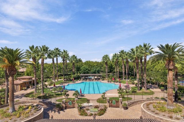 6401 Charwood Place, Bakersfield, CA 93306