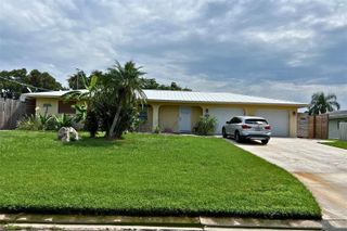1860 SOUTHPOINTE DRIVE, Sarasota, FL 34231