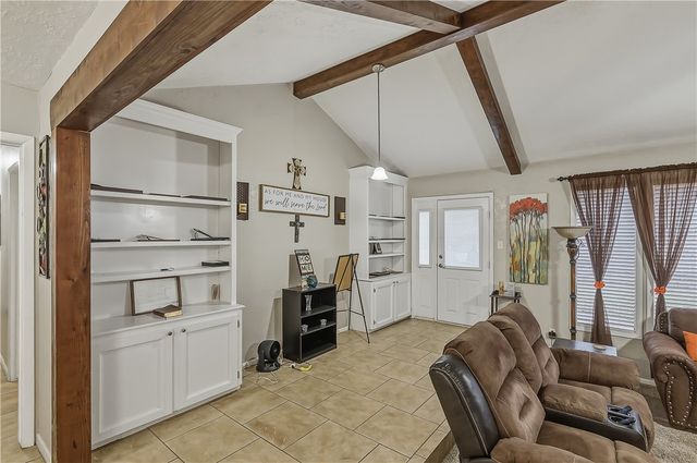 2403 Briar Oaks Drive, Bryan, TX 77802