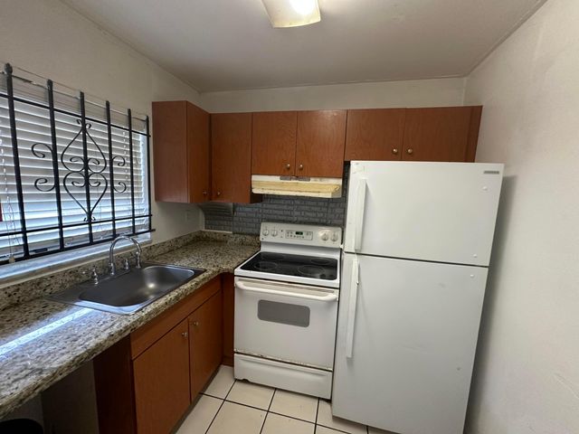 4191 NW 26th Street 371, Lauderhill, FL 33313