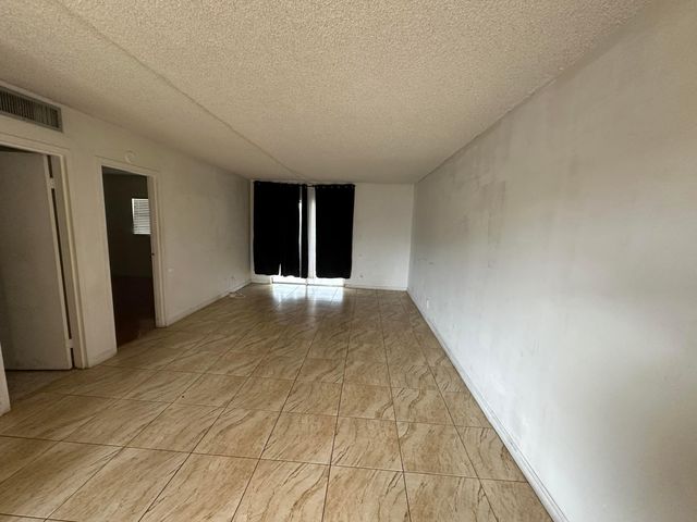4191 NW 26th Street 371, Lauderhill, FL 33313